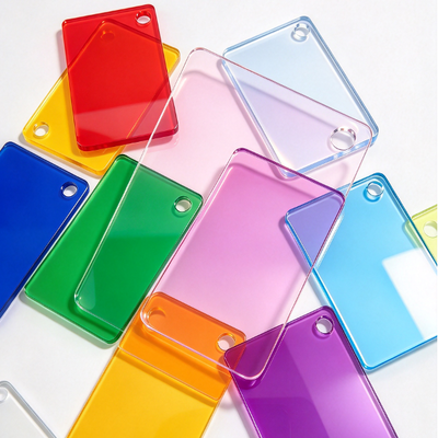Lastra acrilica trasparente colorata con bagliore leggermente colorato, con lavorabilità versatile e consistenza del colore per decorazioni nuziali